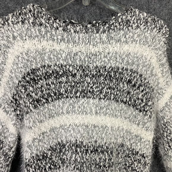 Knox Rose Nubby Eyelash Knit Sweater Women M Pull Over V Neck Soft Warm Cozy - Picture 9 of 11